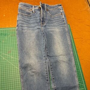 Madewell women’s stovepipe Blue Jeans 27